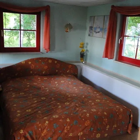 Im Chinesischen Koi-tempel Apartman *